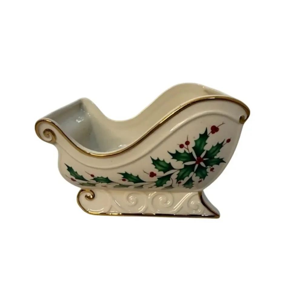 Lenox Holiday Archive Sleigh Dish Candy Dish 5 5/8" Holly & Berries